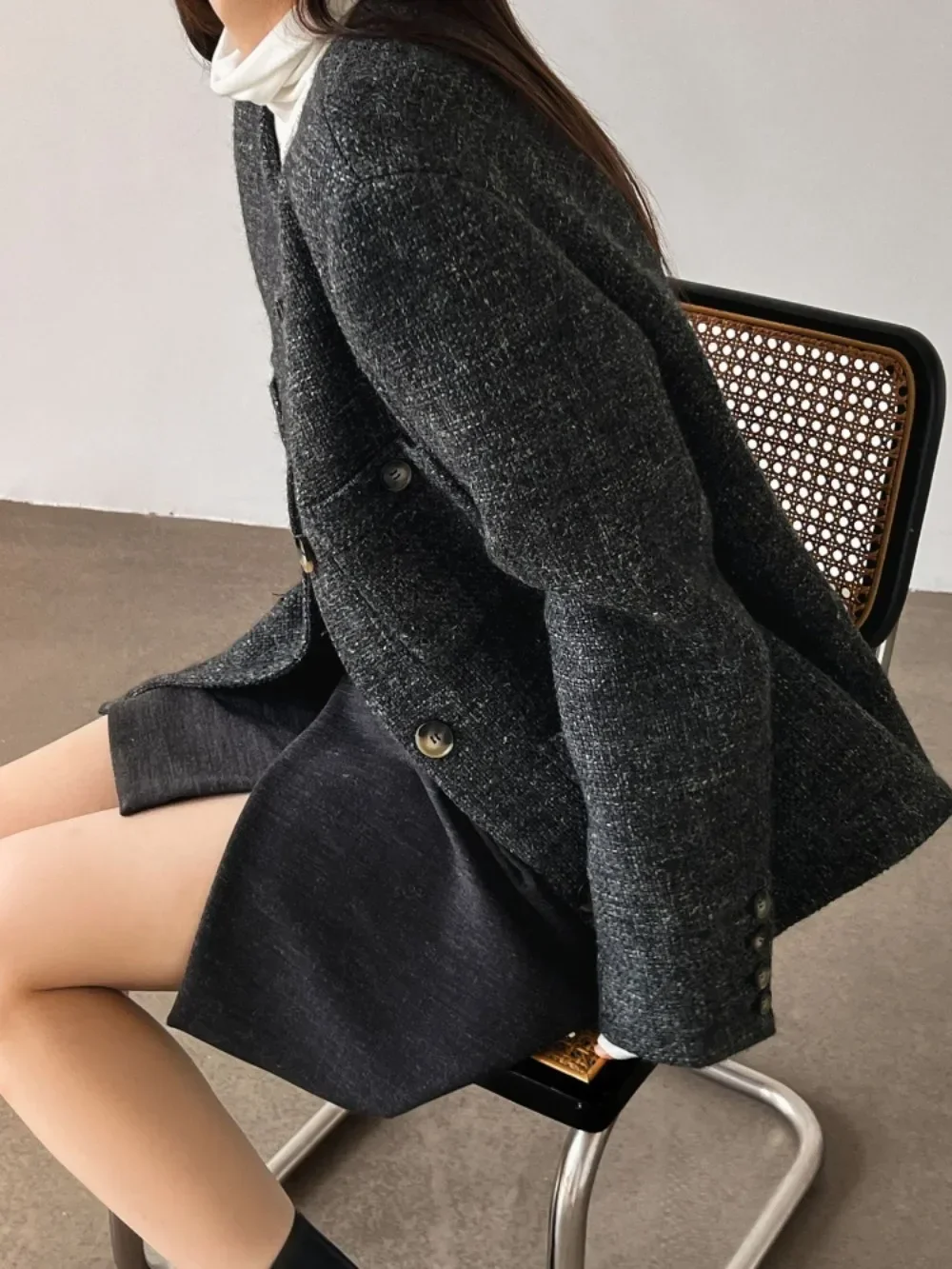 Kuzuwata New Moda Simple French Style Coat Casual Loose Tweed Slim Small Fragrance Jacket Japan Vintage Single Breasted Outwears