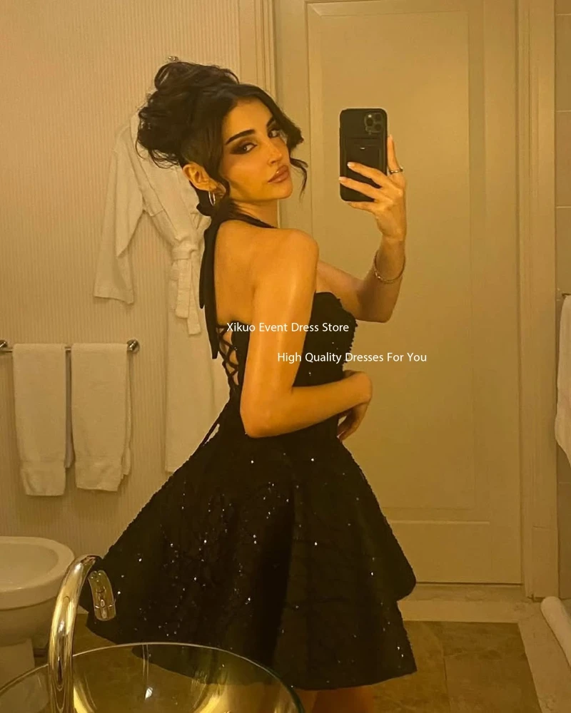 Xikuo Gaun Malam Hitam Pendek Sweetheart Gaun Pesta Satin Punggung Terbuka Halter Seksi De Soirée Jubah Berpayet Gemerlapan Disesuaikan