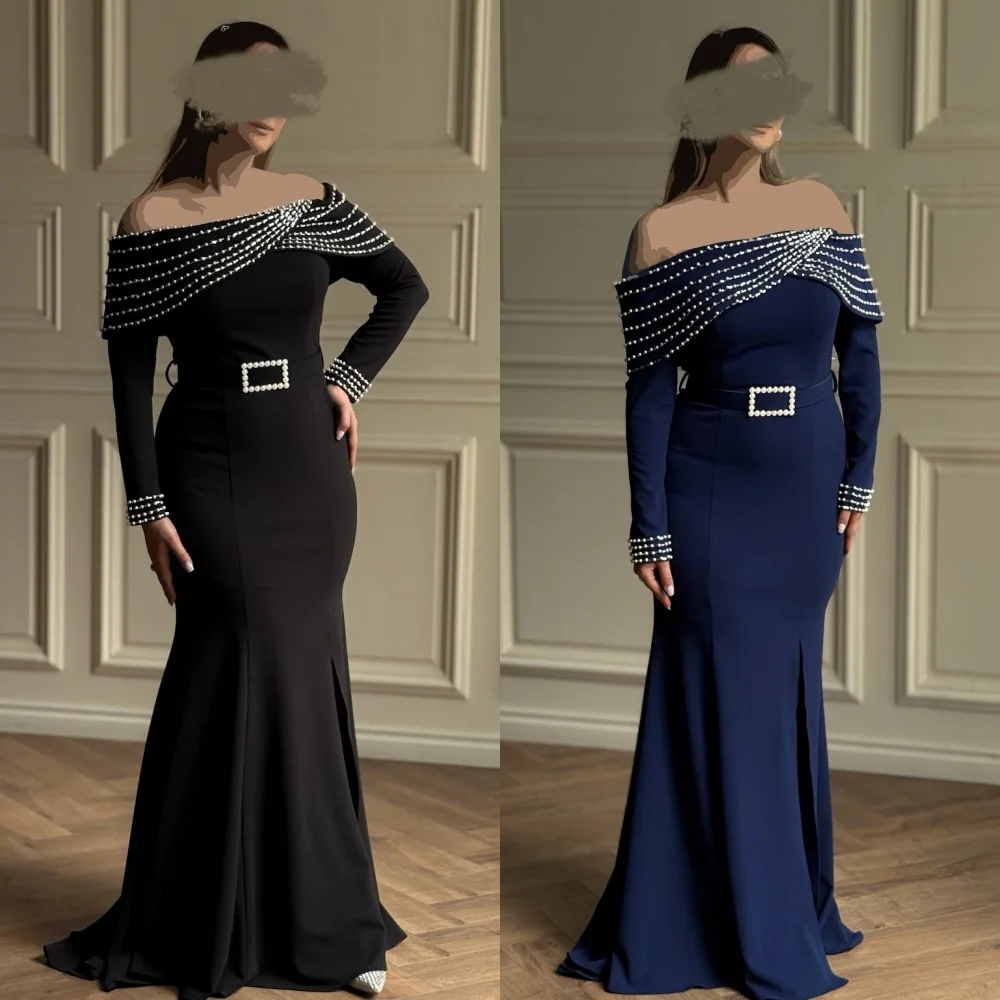 Op maat gemaakte prachtige casual jersey parel sjerp strass zeemeermin off-the-shoulder lange jurken op maat gemaakte gelegenheidsjurken mode