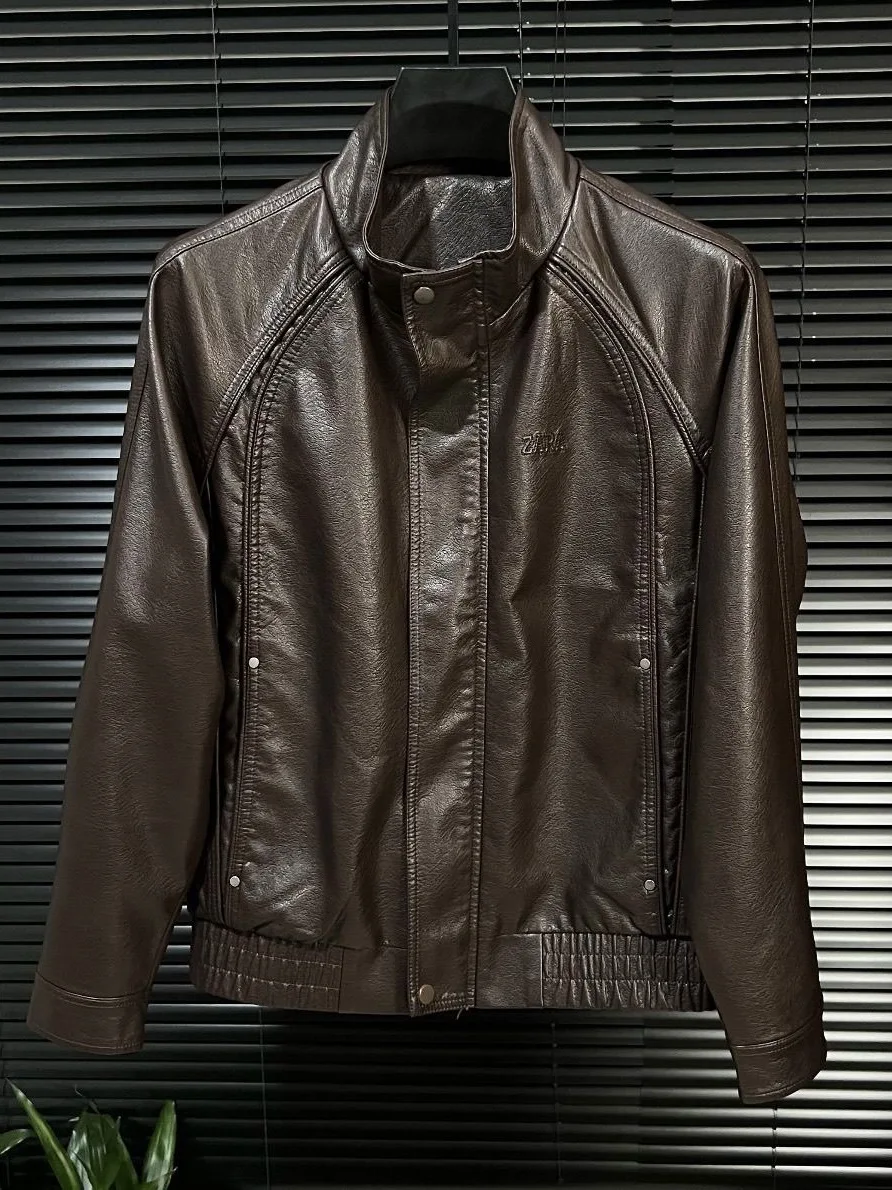 

Мужская повседневная кожаная куртка: модная весенняя модель с воротником-стойкой, длинными рукавами, на молнии, приталенного кроя, цветная верхняя одежда