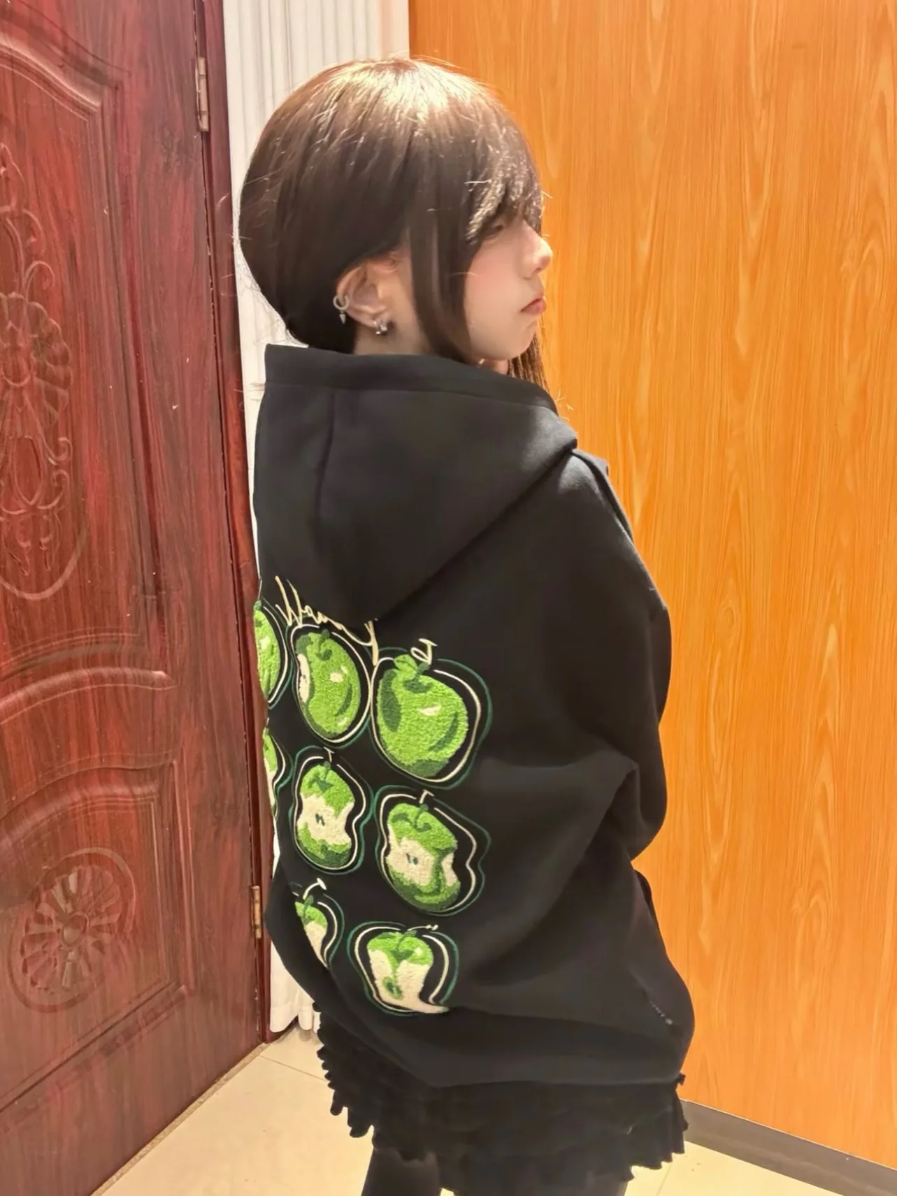 Retro American Style Hooded Sweatshirt Women's Loose Fit Spring Autumn Black  Towel Embroidery Couple Trendy Outerwear