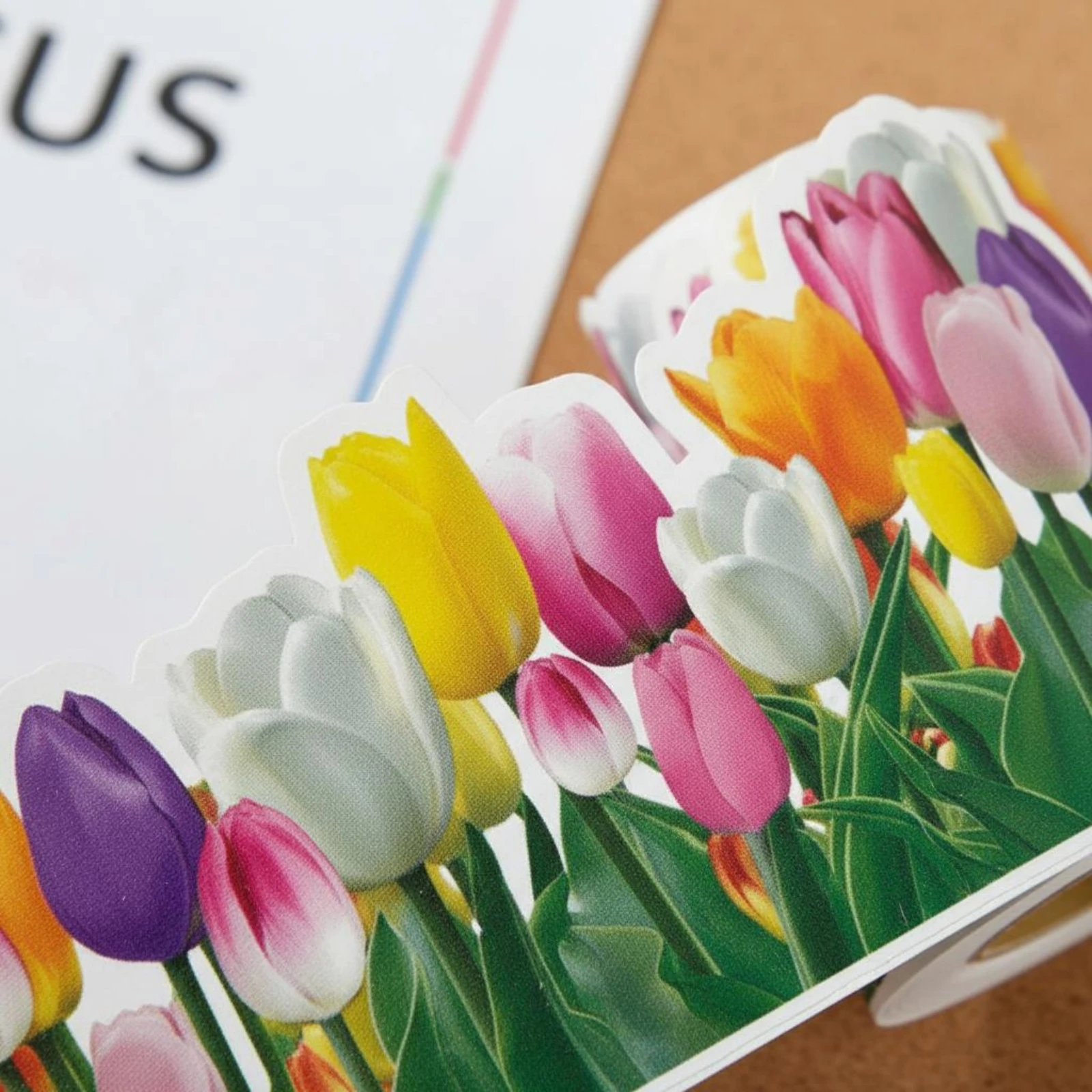 Flower Border Trim Roll Format Flower Border Paper School Decoration Easy to Cut Bright Colors for Teachers, Classroom, Party
