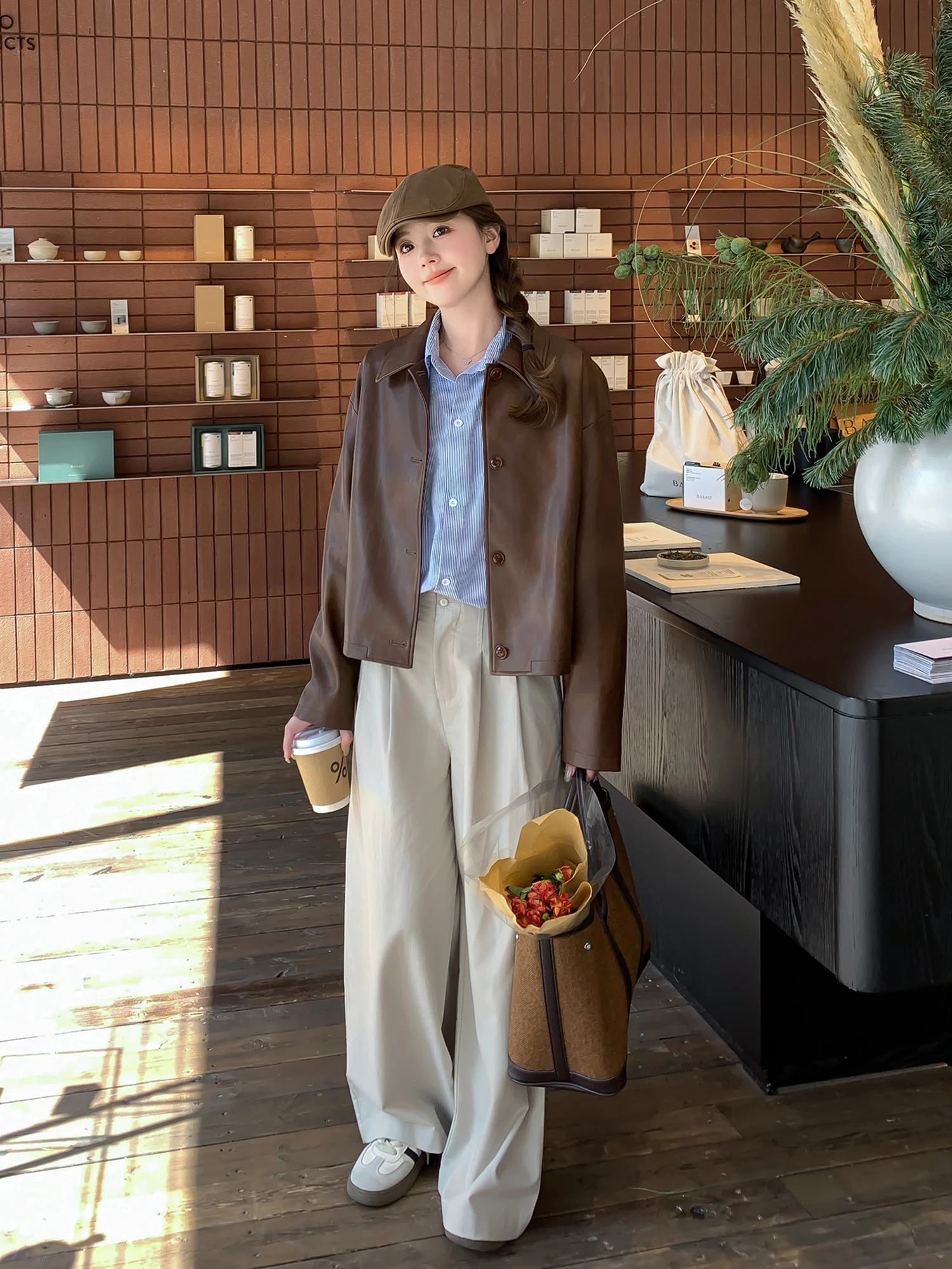 

MI American Cool Brown Leather Jaet Women's ort Sle Retro Sensation Spring 2025 Commute Loose Fit Long Sve Zipper