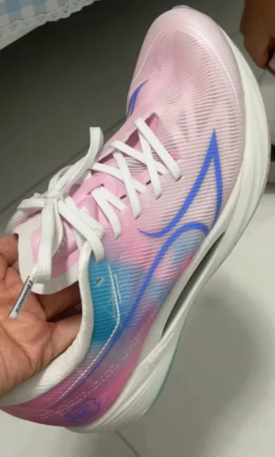 

New Anti-slip Women's Running Shoes Comfortable High Quality Sneakers Lightweight Sneakers Women's Running Shoes