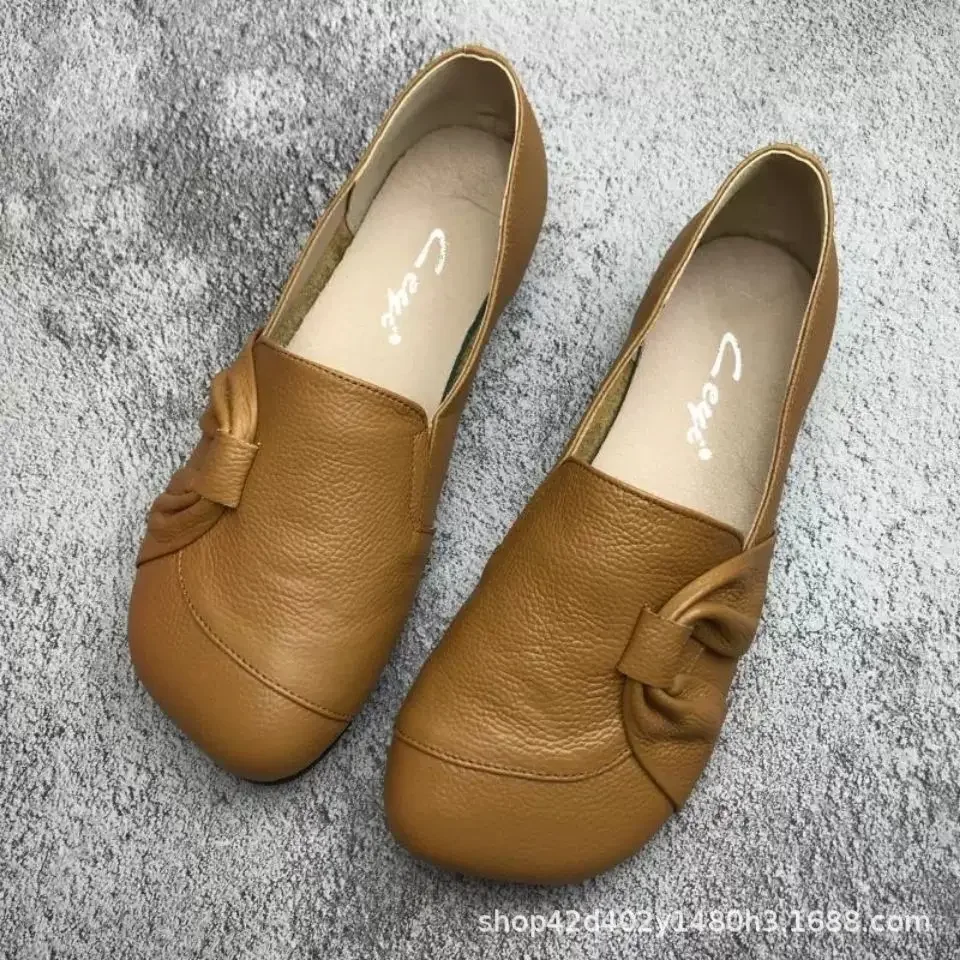 2026 Spring & Autumn New Women's Single Shoes: Comfortable Leather, Cow Tendon Sole, Non-slip, Round Toe, Flat