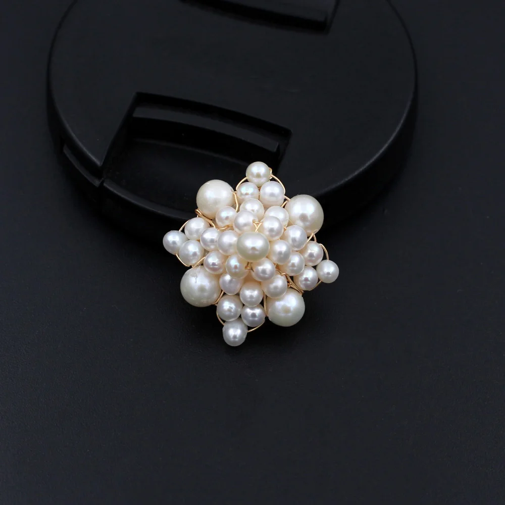 

Customized Order link for 4 pieces ( 2 pairs) pearls