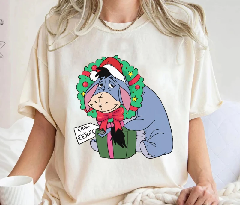 2025 Disney Summer New Eeyore Cappello da Babbo Natale Costume leggero natalizio Camicia Winnie The Pooh abbinata a camicie di gruppo natalizio Taglie forti