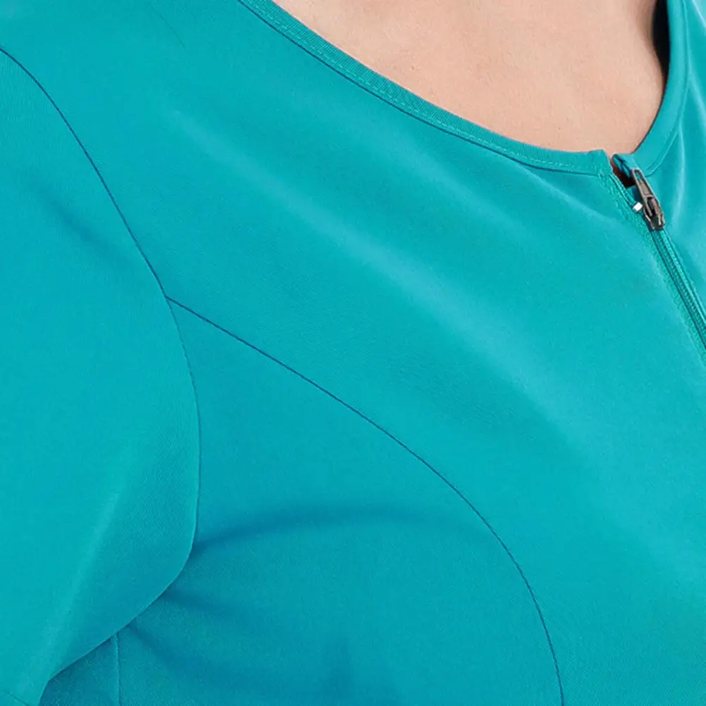 2025 Abbigliamento da lavoro da donna Completo da donna Uniforme medica Uniforme ospedaliera da donna Set con girocollo Cerniera Top Pantaloni in vita elastica Q