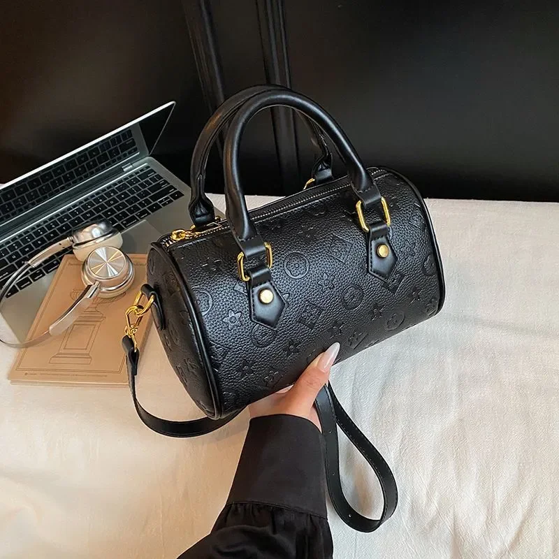 

hot free shipping designer bag Summer New Printed Women Pillow Bag Cross Stylish Texture Boston Bag for woman Artistic Handbag