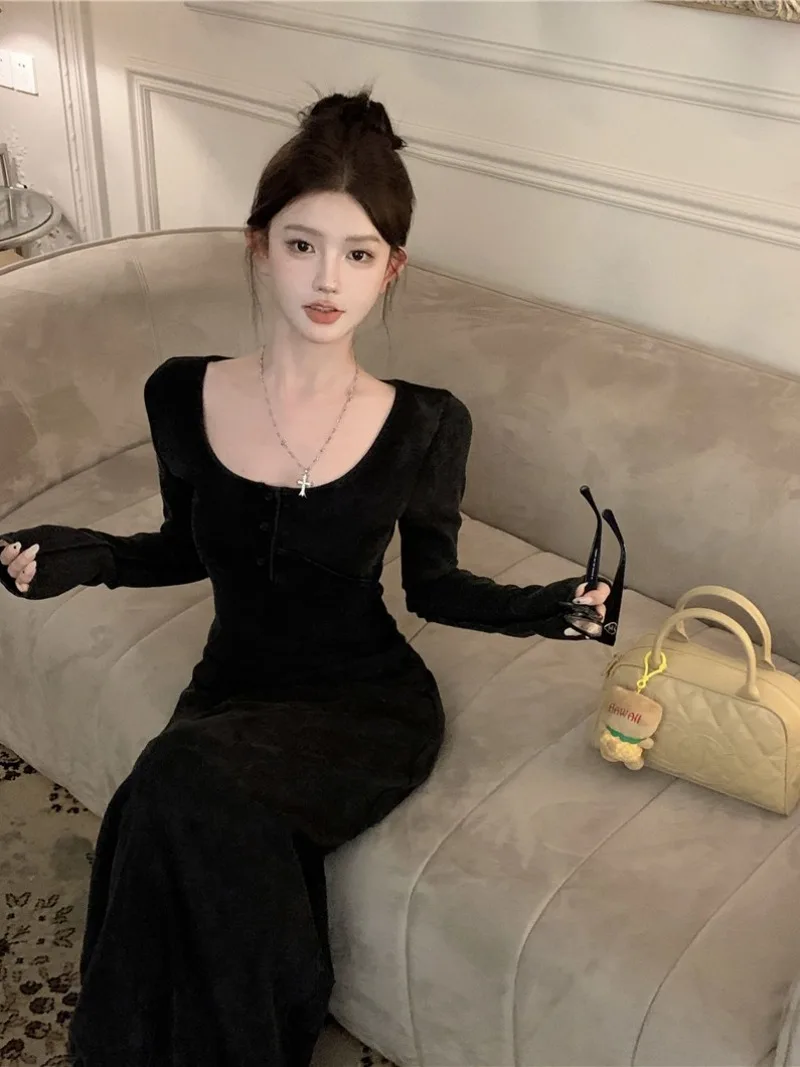

Sweet Hot Girl Black Knitted Dress Women's Autumn Square Collar Slim Fit Long-sleeved Dress Fashion Fashion Female Clothes