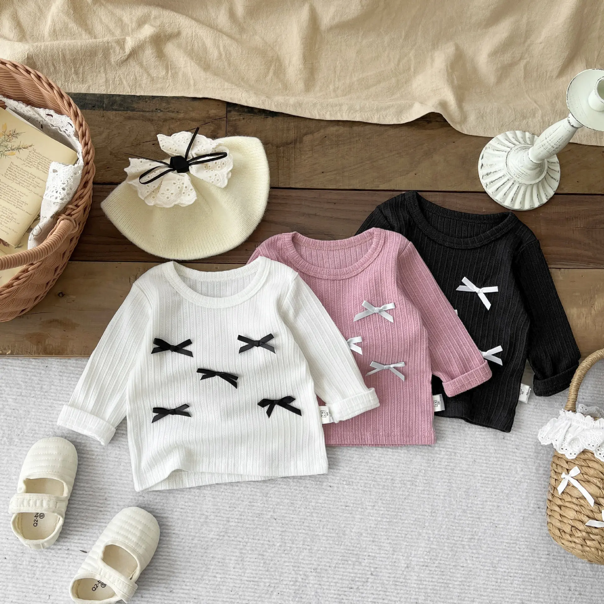 

2024 Autumn New Baby Girl Cute Bow Long Sleeve Bottoming Shirts Cotton Infant Toddler Princess Versatile Tops Girls Clothes