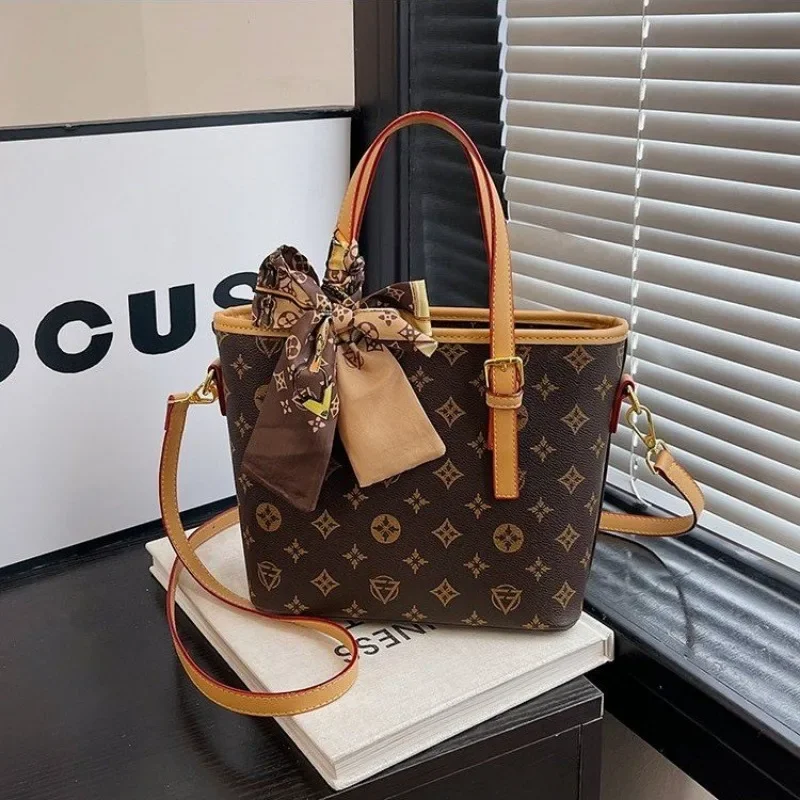 Elegant Leather Classic Designer Paris Diaper Bags Ladies Trendy Design Crossbody-Bag Large Capacity Fashion