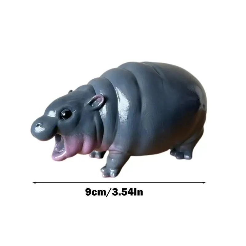 Moo Deng Hippo Dekoracje do domu Wystrój pokoju Rzeźby Śliczne Hipopotam Figurki z żywicy Akcesoria samochodowe na biurko Miniaturowe statuetki