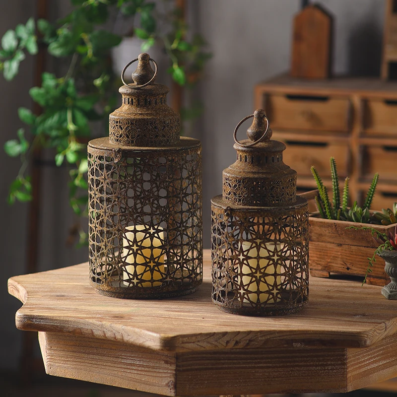 Vintage Metal Candle Lantern Holder, Rustic Hollow Moroccan Style Lantern, Decorative Table Light for Home Garden Decor