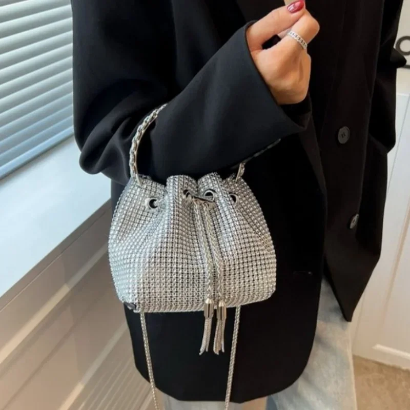 Full Shiny Rhinestone Bucket Bag Fashion Senior Drawstring Banquet Bag Ladies Evening Single Shoulder Chain Bag Crossbody