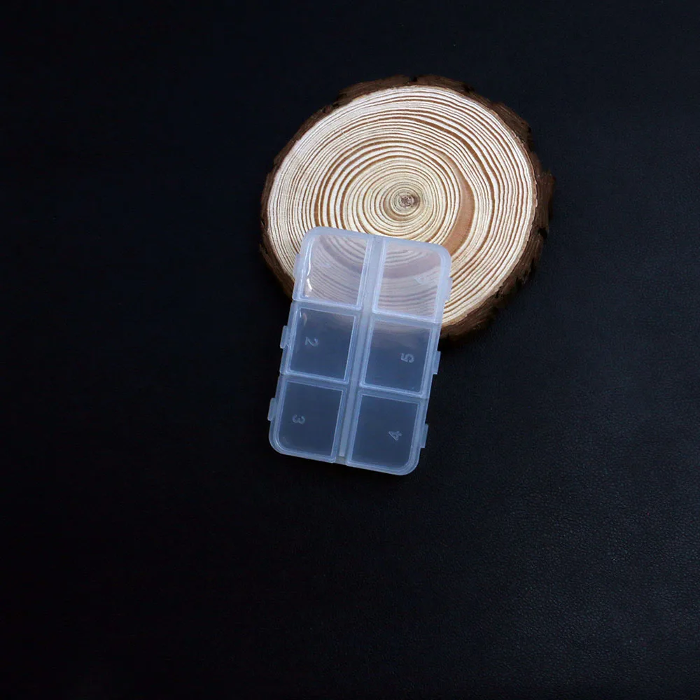 

Multi-Compartment Transparent Plastic Jewelry Packaging Boxes 47x75mm Rectangular Flip-Top Small Bead Accessory Storage Tool