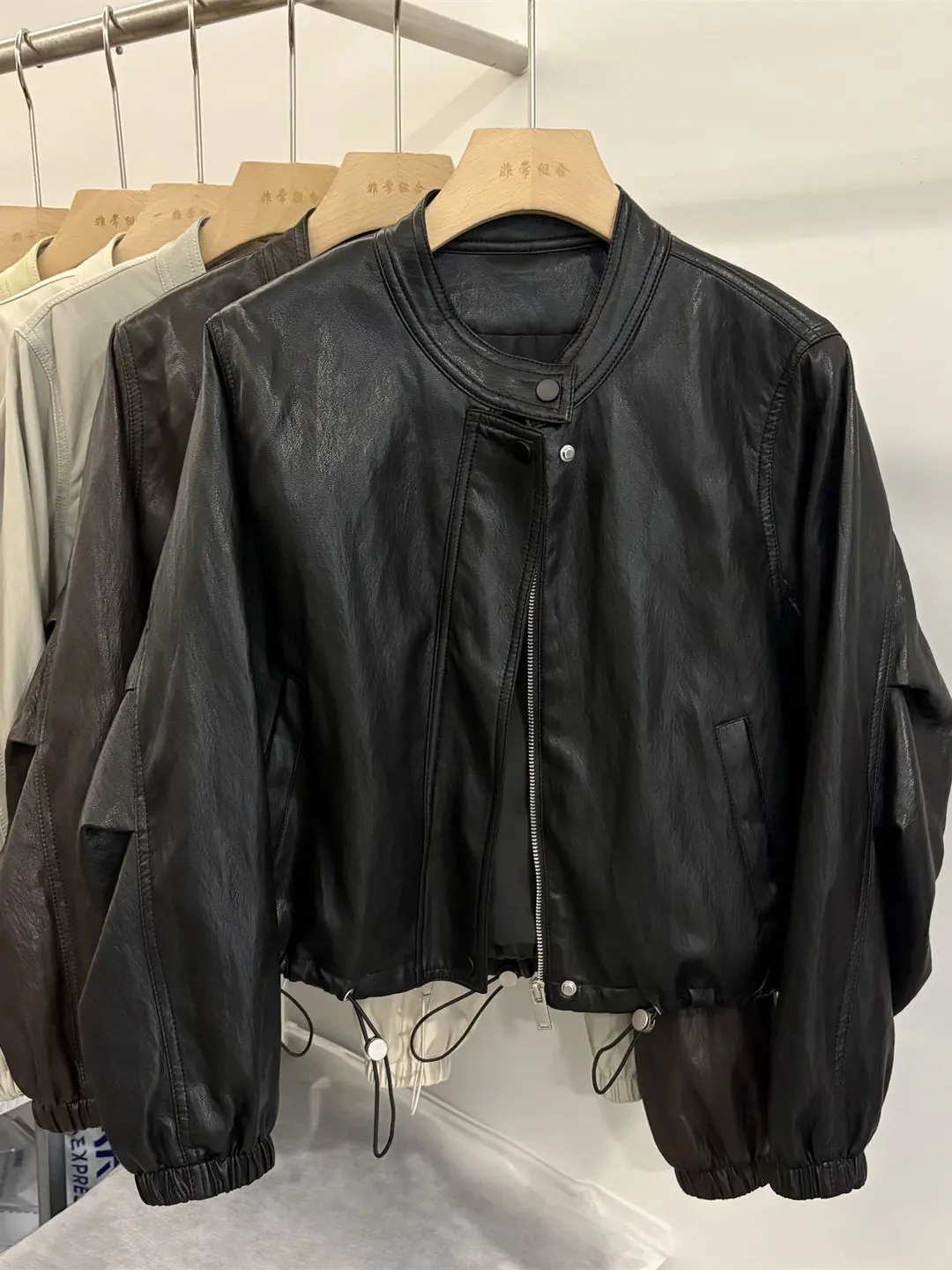 

Loose Black Leather Jacket Women's Short Style Korean Version Spring New Slimming Motorcycle Jacket Top for Young Ladies