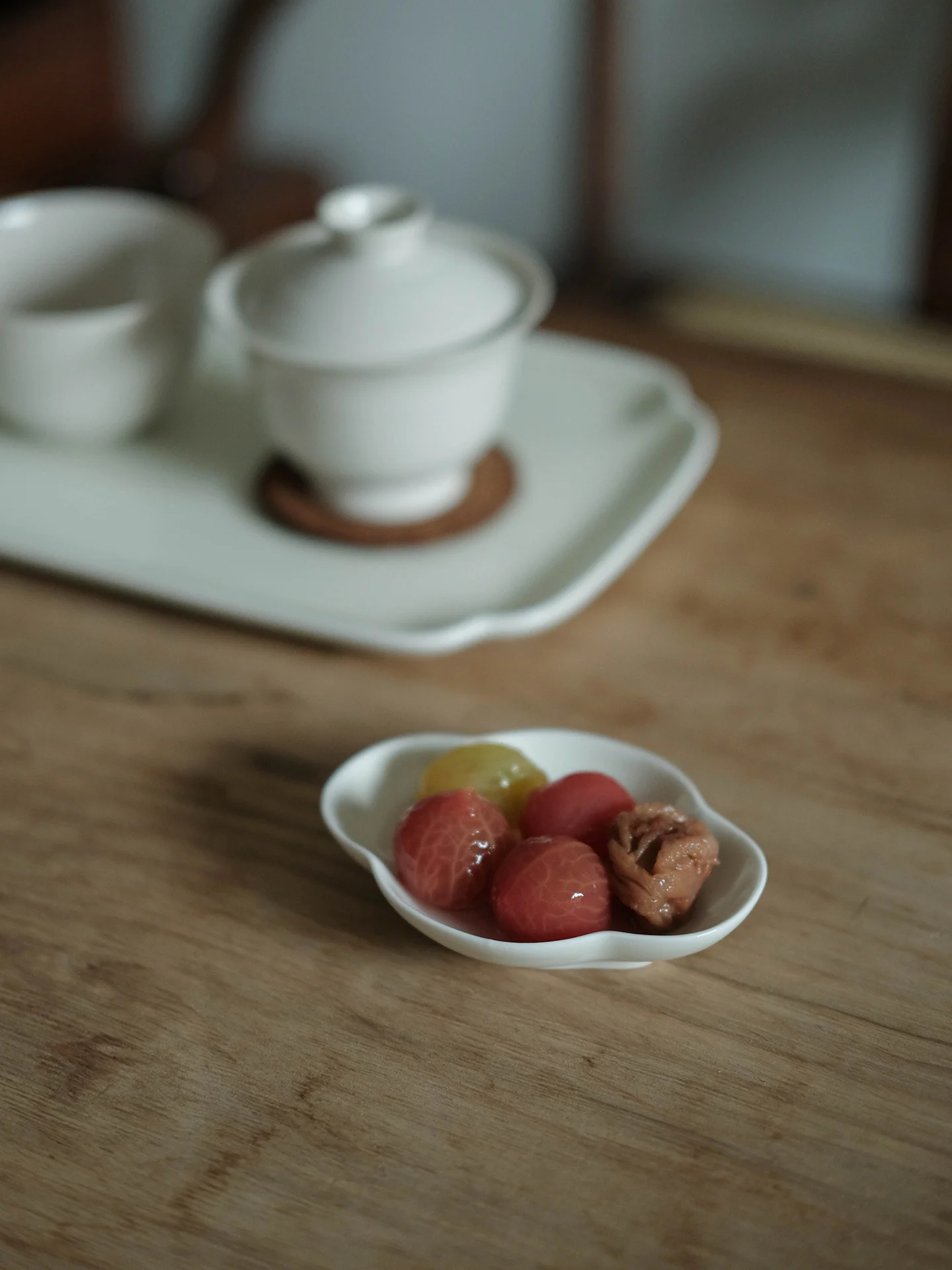 Yetao Hidden Mountain l Pearlescent Bla Glaze Tea Tray Small Plate Tea Sna Di Porcelain Cup Holder for Tea Time