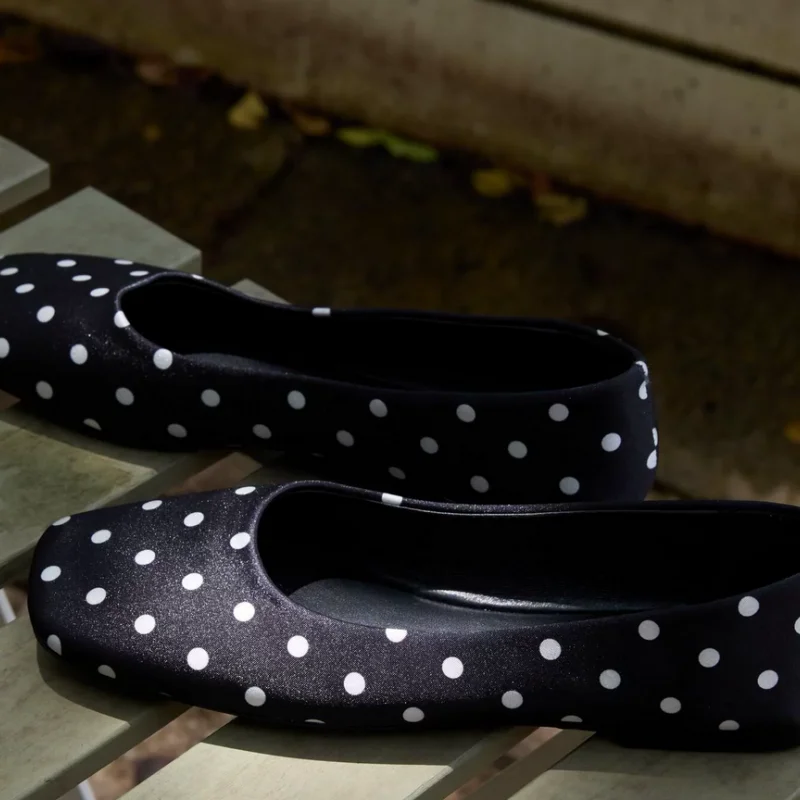 

Dots Shoes for Womens Square Toes Flat Heels Sewing Lines Ladies Stitching Zapatos De Mujer Shallow Female Ballets Mixed Color