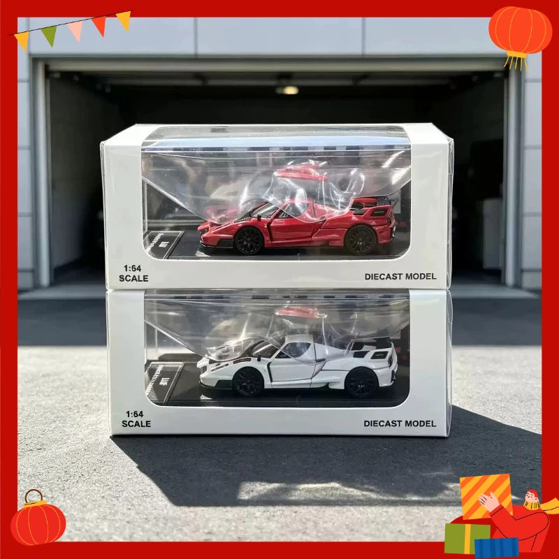 [In Stock] LMF 1:64 Magnetically Attached Racing Car Cast Alloy Model, Suitable for Teenagers to Collect or as a Boy's Gift.