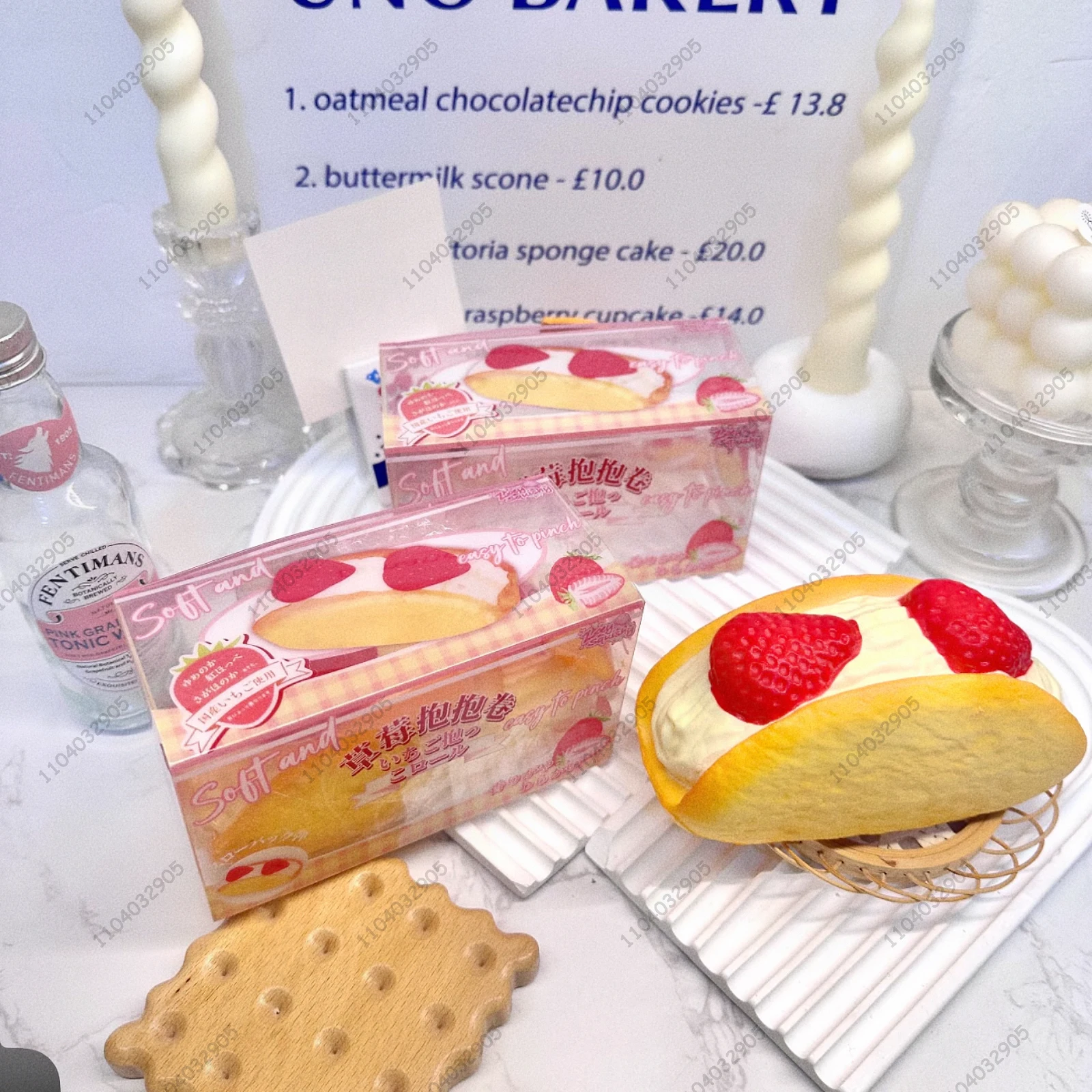 ของเล่นบีบคลายเครียดรูปขนมครัวซองต์ราสเบอร์รี่ บีบแล้วคืนตัวช้า รสสตรอว์เบอร์รี่ครีมโรล