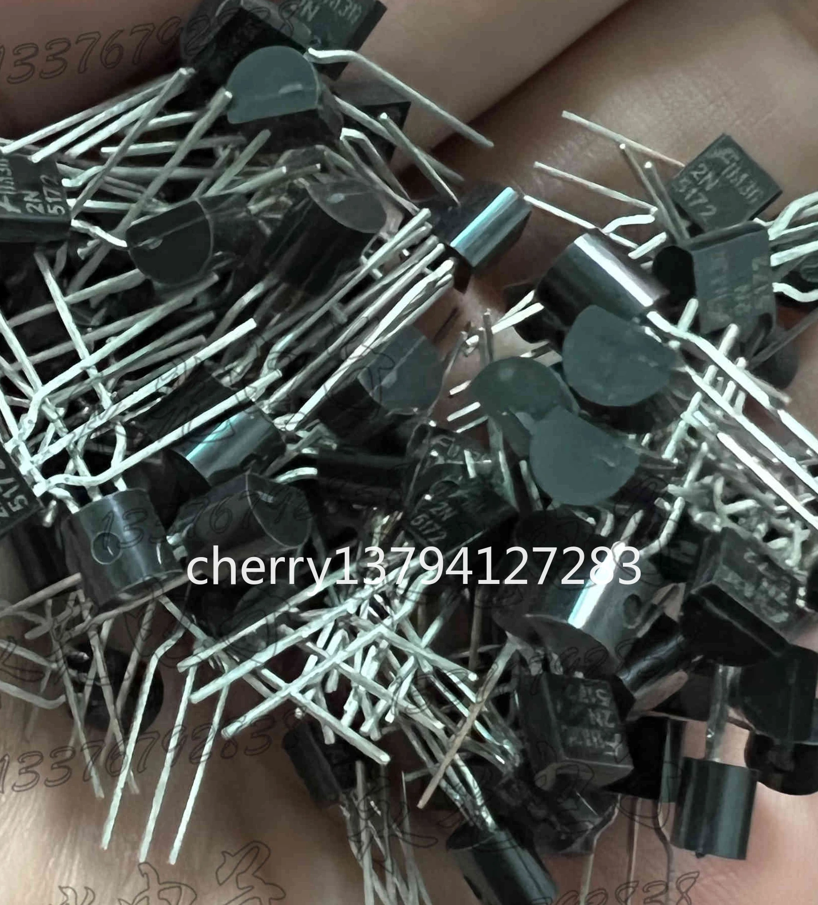 2N5172  TO-92  100PCS/LOT   Electronic Components & Supplies