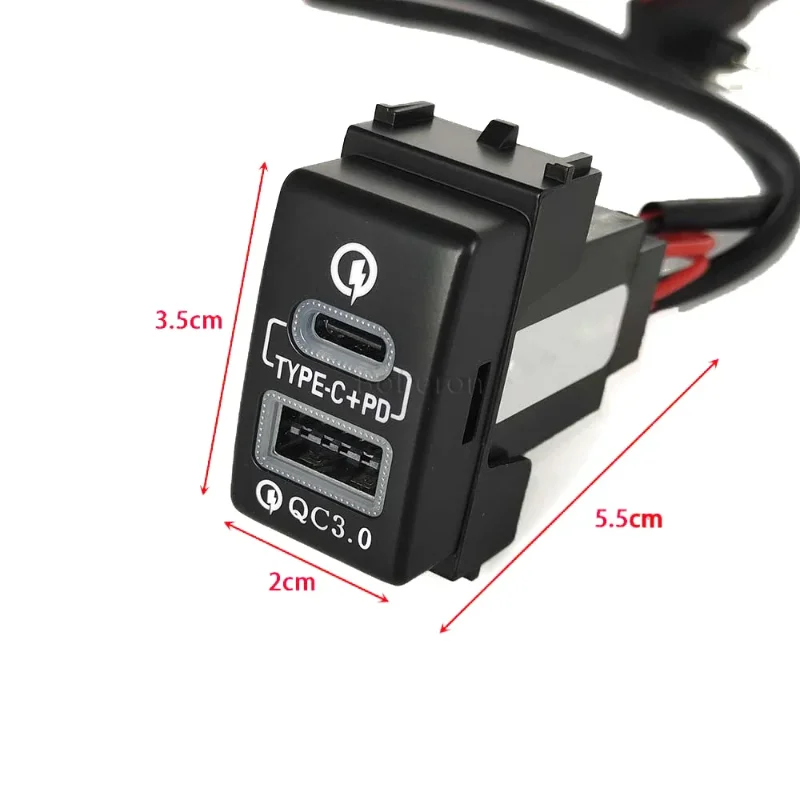Car Dual Charger USB QC3.0 Type-C PD Modified Car Charger Fast Charger Socket Adapter for Nissan SYLPHY TEANA PATROL Y62