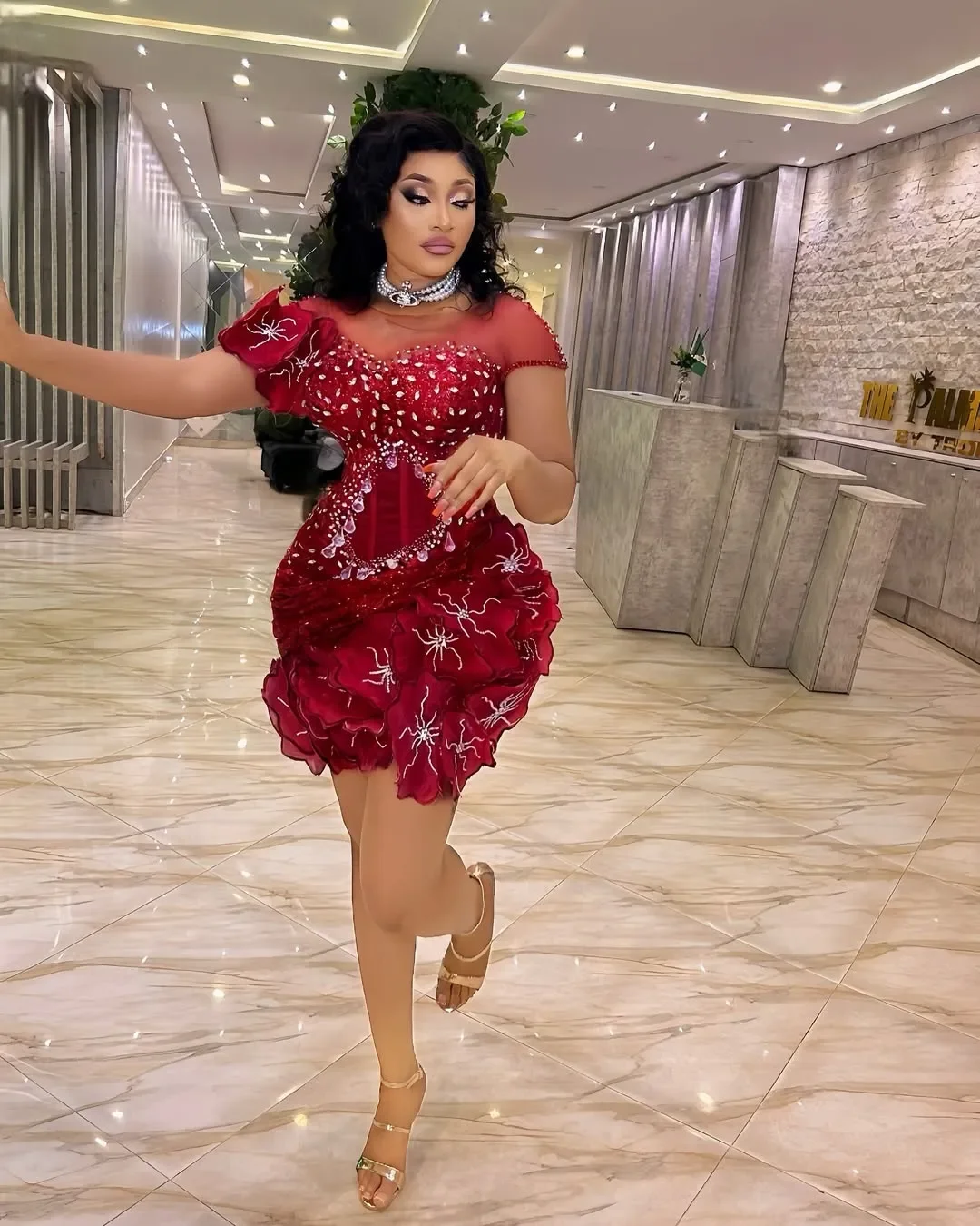 Women Plus Size Cocktail Dresses Short Prom Mini Dresses Birthday Dresses Appliqued Beaded Sequined Lace Gowns Customized image 2