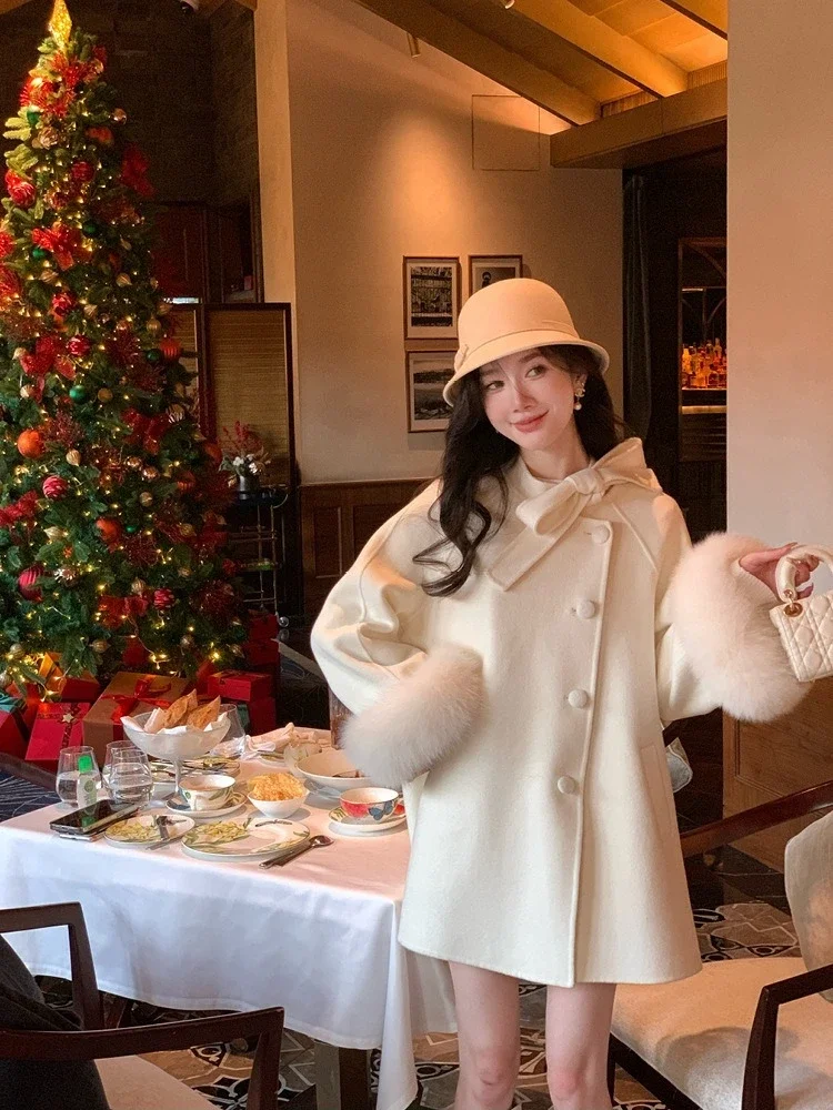 جديد خريف وشتاء 2025 ملابس علوية بفيونكة من فرو الثعلب الحقيقي سترة من الصوف المزج سترة نسائية عصرية دافئة من صوف الكشمير الصلب معطف نسائي