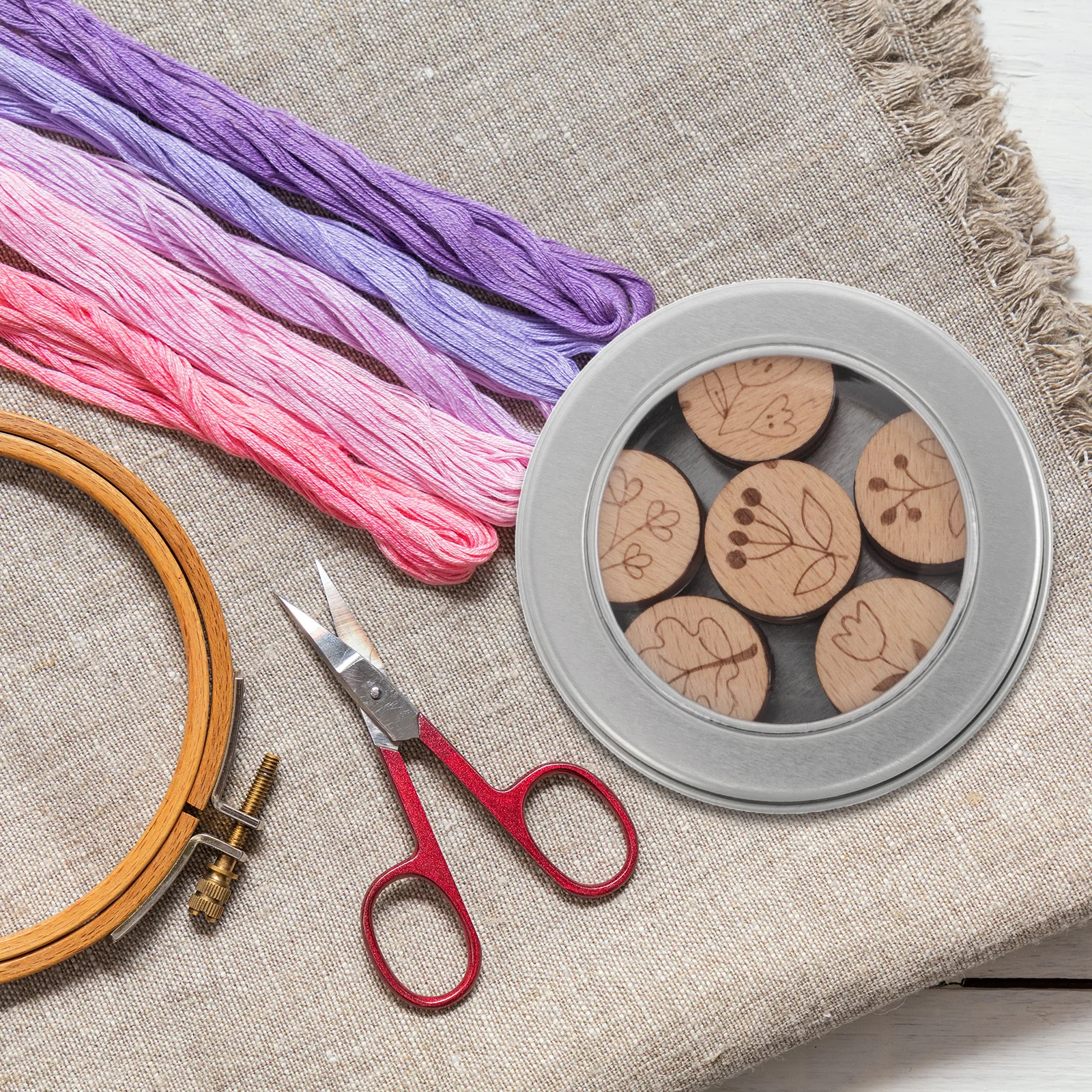 

6Pcs Cross Stitch Organizer Tool Set Wooden Embroidery Thread Bobbin Holder Spool Storage Sewing Supplies Embroidery Spool