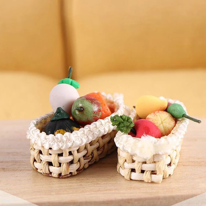 Cute 1 :6 1: 12 Dollhouse Miniature Bread Basket Simulation Food Model Toys DollHouse Decoration Kitchen Accessories