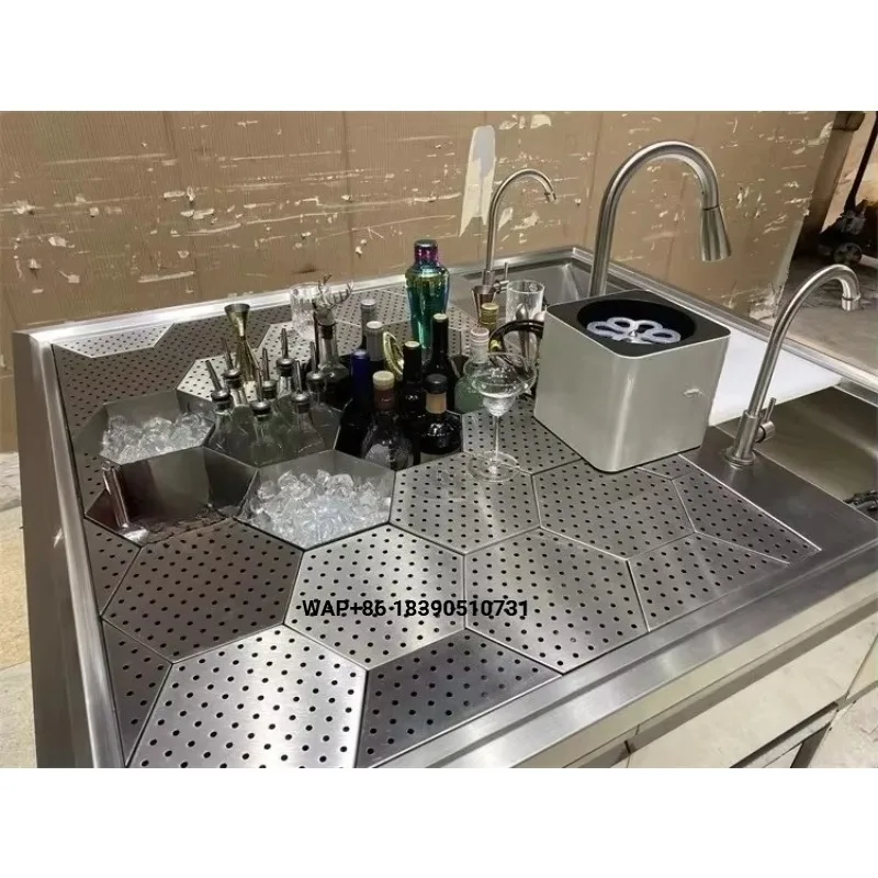 Stainless Steel Customized Cocktail Bar Station with Fridge and Mobile Design for Restaurants Clubs Hotels