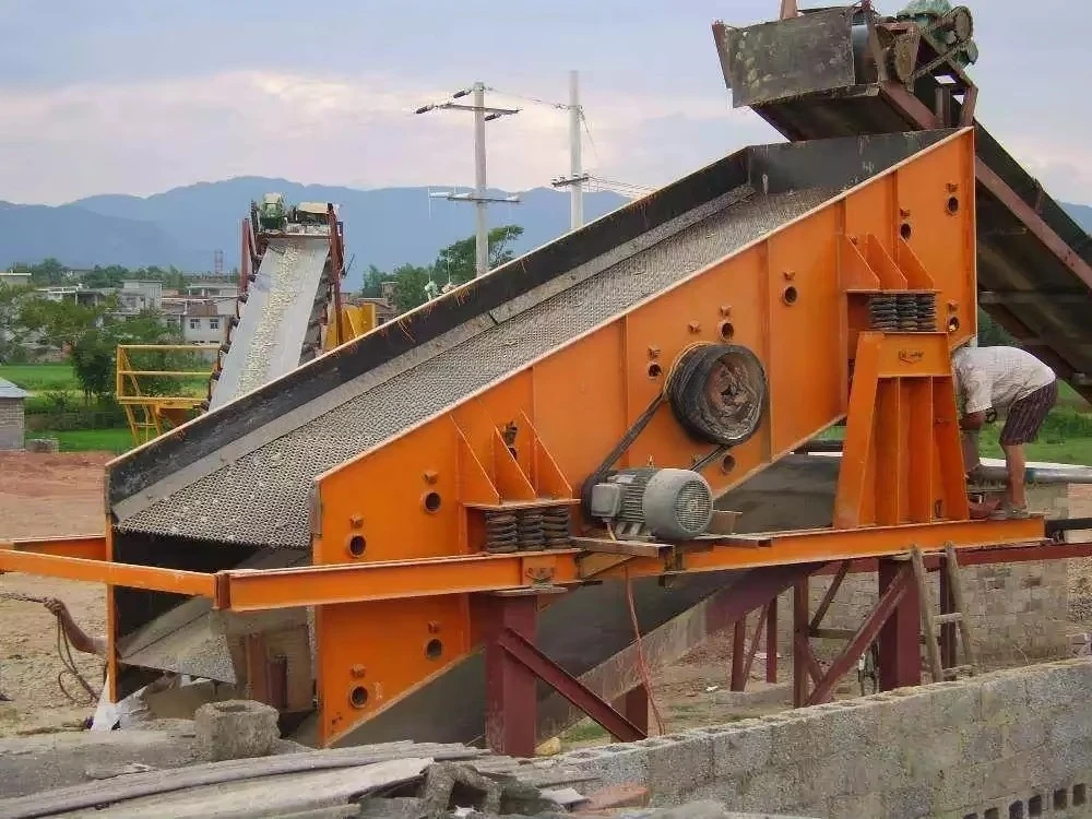 Heavy-Duty Electromagnetic Vibrating Feeder 80-150T/H High-Efficiency Mining Vibrating Feeder Stable Flow for Limestone Coal Ore