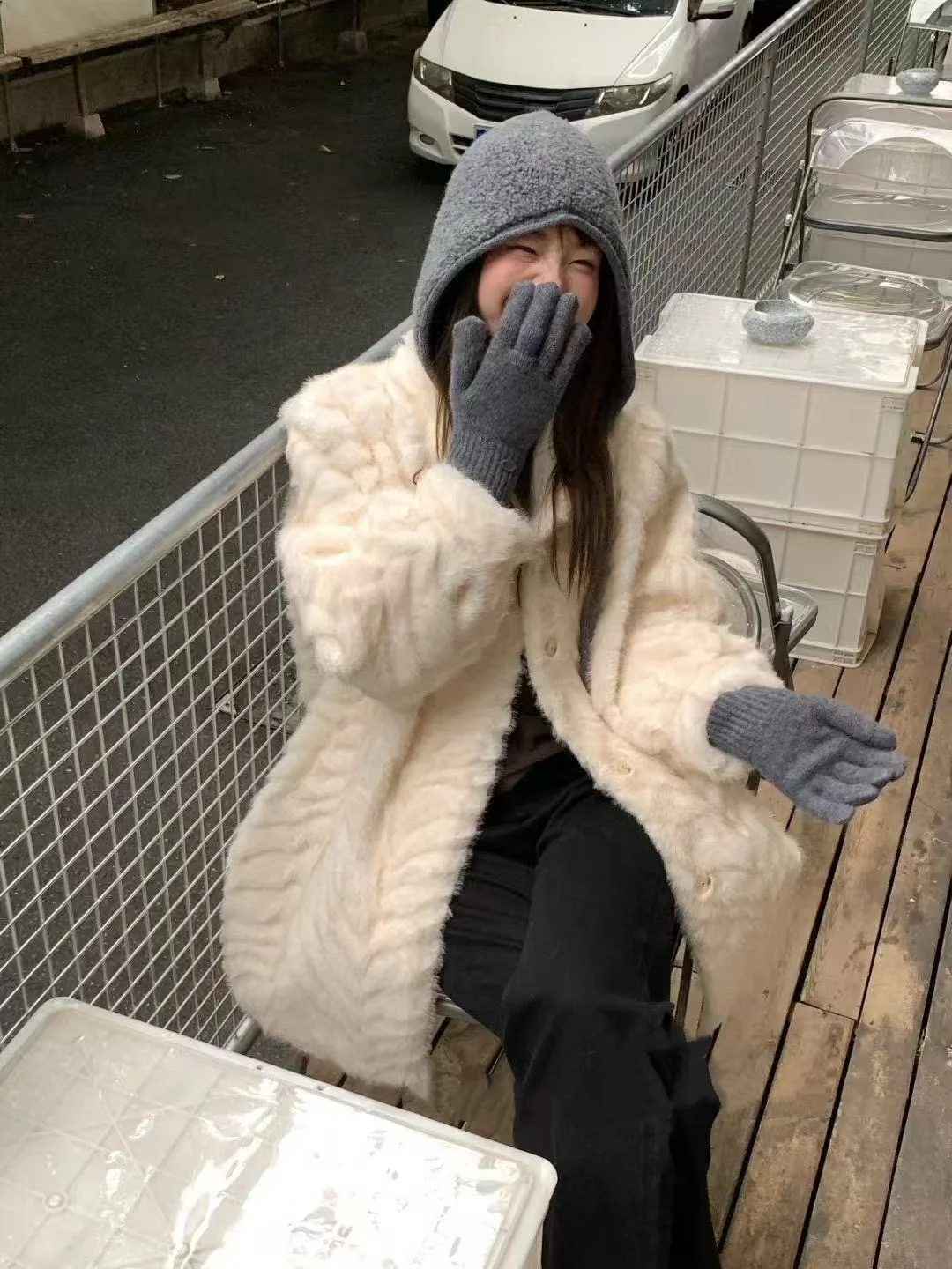 Ele Fem Golden Le Mink Jaet 2025 invierno nuevo Sle Inteated piel y piel abrigo cálido de lujo ecológico para mujer