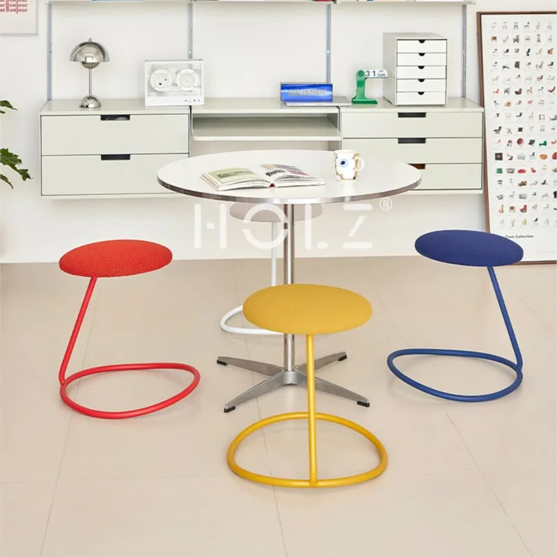 MOMO Vintage Rocking Stool Single Person High Elasticity Pure Cotton Leisure Chair for Office Restaurant Home Designer Creative