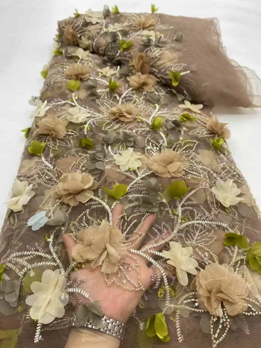 Venta al por mayor de cuentas de flores de encaje 3D, los últimos estilos de encaje africano, telas de encaje de fiesta francesa, telas de encaje nigeriano de tul para novia-DP