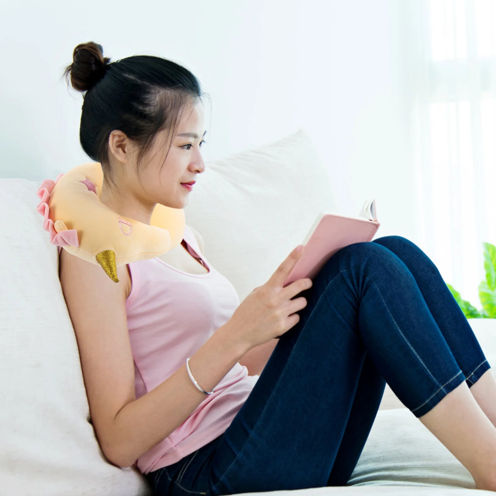 

U-Shaped Cartoon Unicorn Neck Pillow Comfortable Soft Travel Neck Support Pillow for Office Home Desk Sleeping Cushion