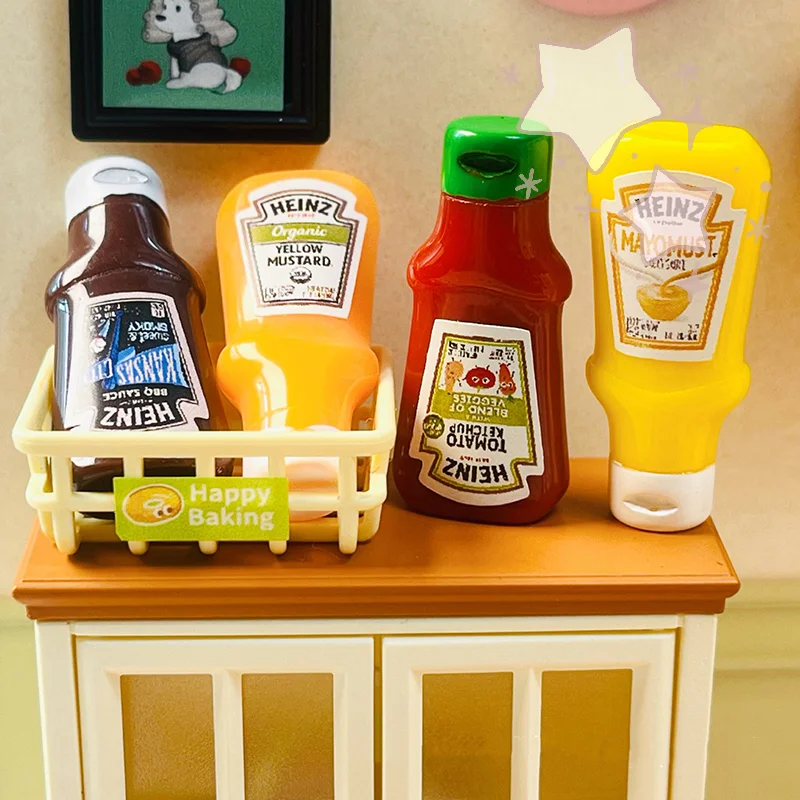 Pot de confiture de Sauce aux fraises Miniature pour maison de poupée, bouteille, accessoires alimentaires de cuisine pour décorations de maison de poupées, jouets pour enfants, 4 pièces