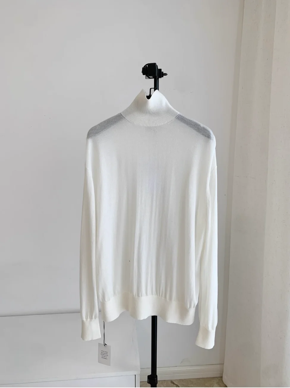 

Women White Thin Knitted Pullover Autumn Turtleneck Long Sleeve Loose Casual Sweater