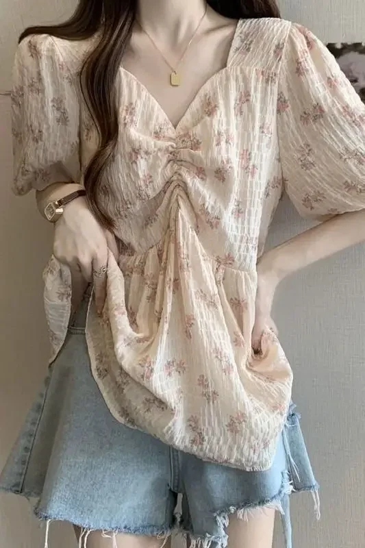 

Дизайнерская новая рубашка с пышными рукавами и цветочным принтом большого размера с v-образным вырезом и короткими рукавами