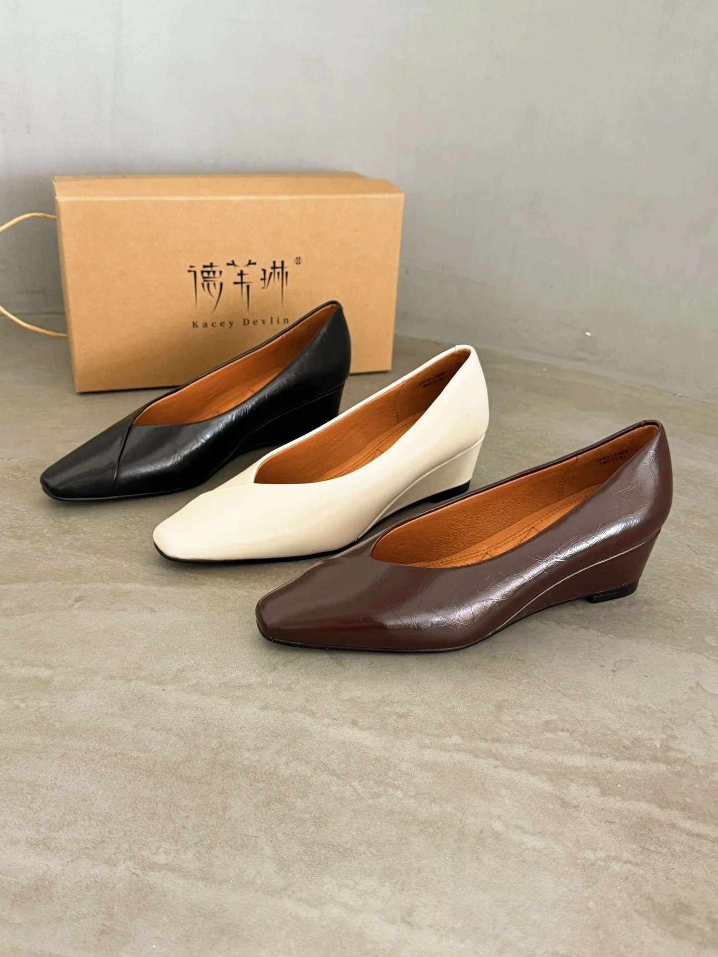 

Dovrin Vintage Sle Women's Leather oes Top Layer Cowhide Slope Heel Square Head Commute Single oes Faionable Casual