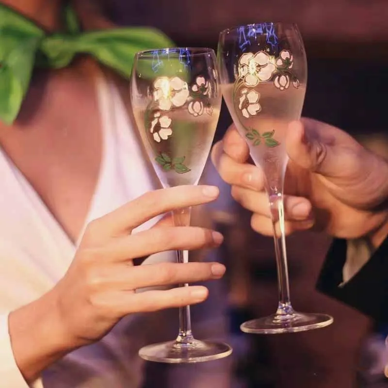 

European Handmade Champagne Glass, Creative Crystal Glass, High Grade, Wedding Glasses, Modern Home Decoration Accessories