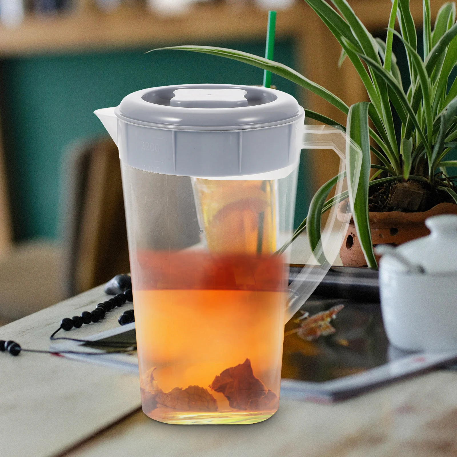 1pc Large Capacity Water Pitcher With Lid Premium Beverage J