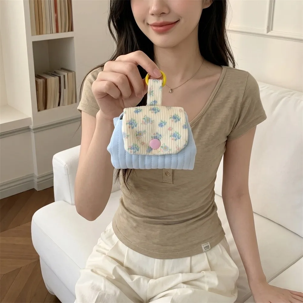 Polka Dots Quilted Earphone Storage Bag Lightweight Contrast Color Mini Snap Button Coin Purse Portable Mini Floral Card Holder