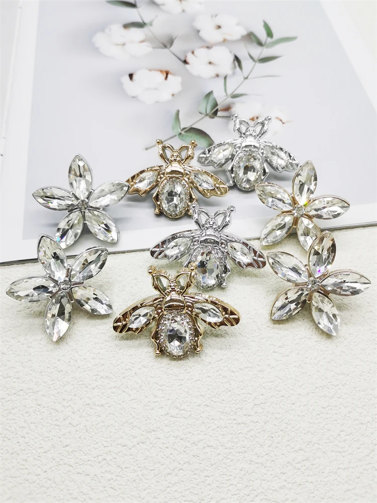 2PCS Strass Blume Biene Schnürsenkel Charms ABS Bling Silbrig Schuh Spitze Dekor Zubehör DIY Goldene Schmuck Schuh Clips Fit stiefel – Detail 9