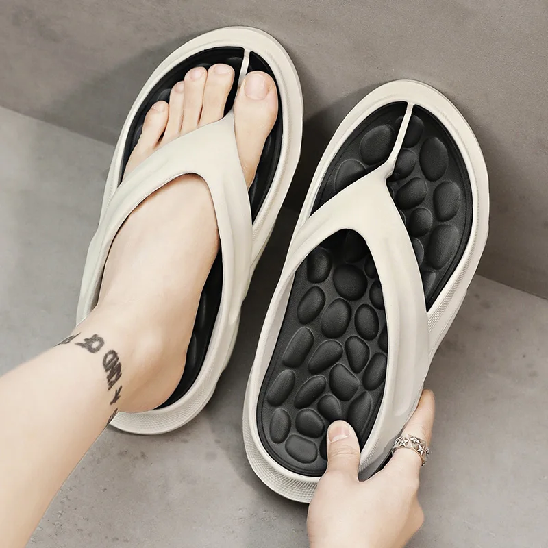 

Men's Large-sized Fashion Slippers New Summer Lightweight Beach Casual Color-blocked Quick-drying Bathroom Flip-flops