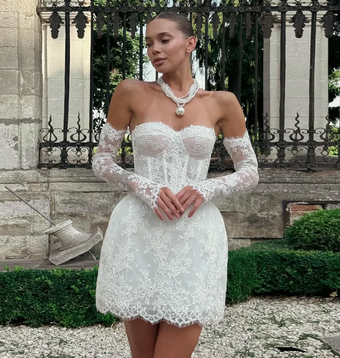 Chic A Line Short Wedding Dress 2026 Lace Strapless Removeable Sleeves Celebrity Bridal Party Gown Short vestidos de novia