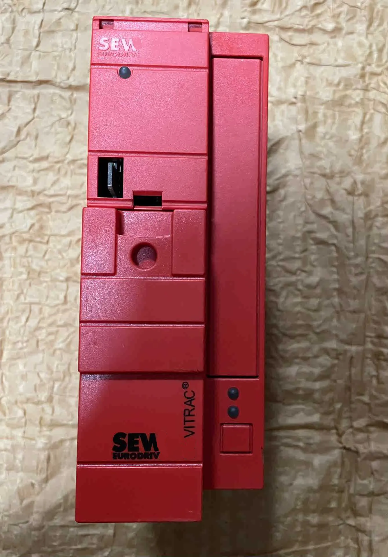 

MC07B0015-5A3-4-00 Inverter for SEW MC07B0015-5A3-4-00