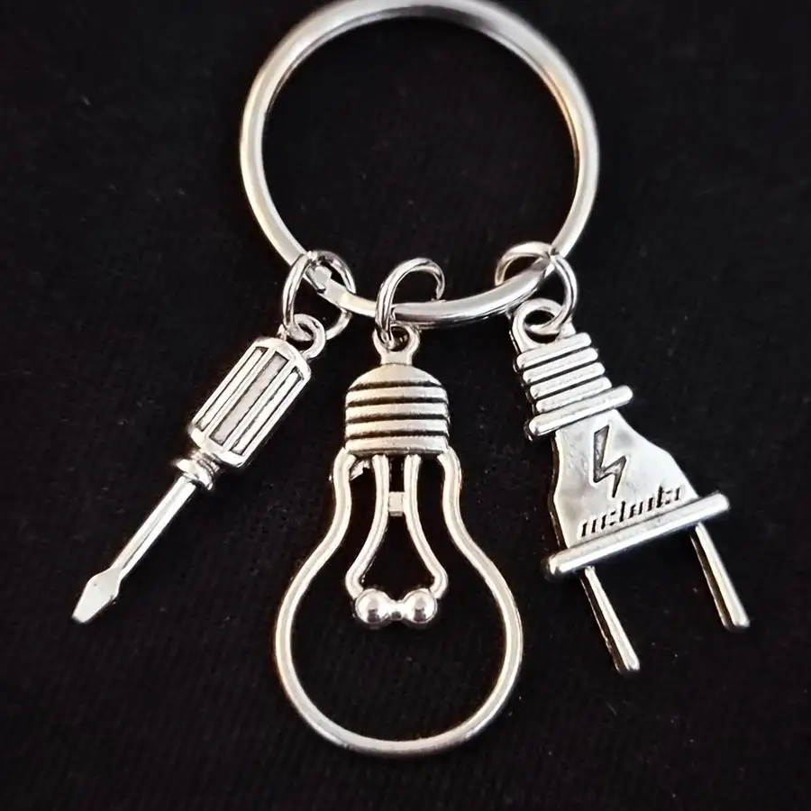 1/5/10/20/50/100pcs Screwdriver Keychain, Light Bulb Keyring, Electrician Repair Tool Keychain, Father Grandfather Gift Keychain