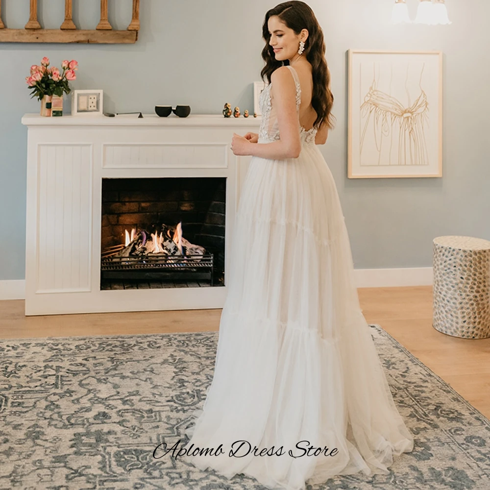 Sexy Customized Deep V-neck Wedding Dress Classic A-Line Tulle Bridal Gowns Delicate Appliques Sleeveless Vestido De Novia
